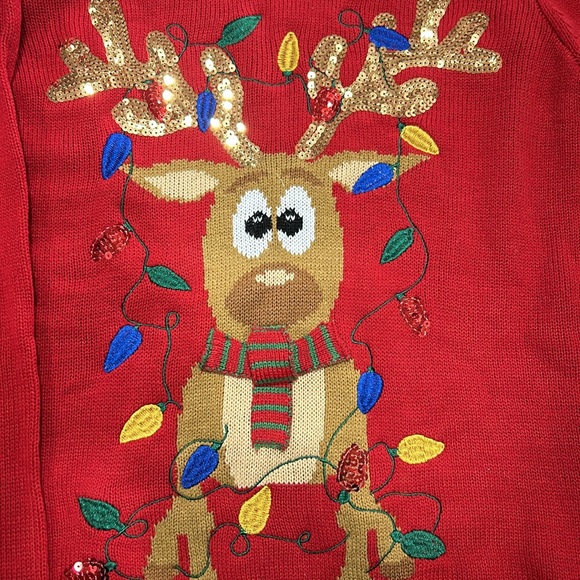 Reindeer Christmas Sweater - Picture 6 of 9